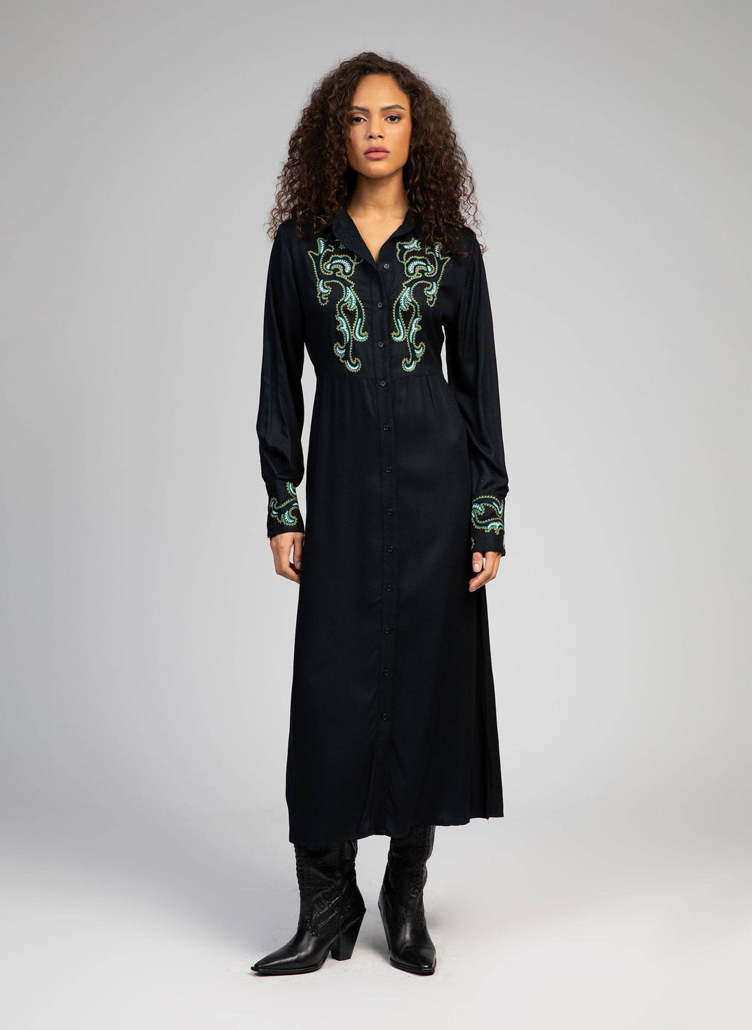 Owiny Embroidered Long Dress