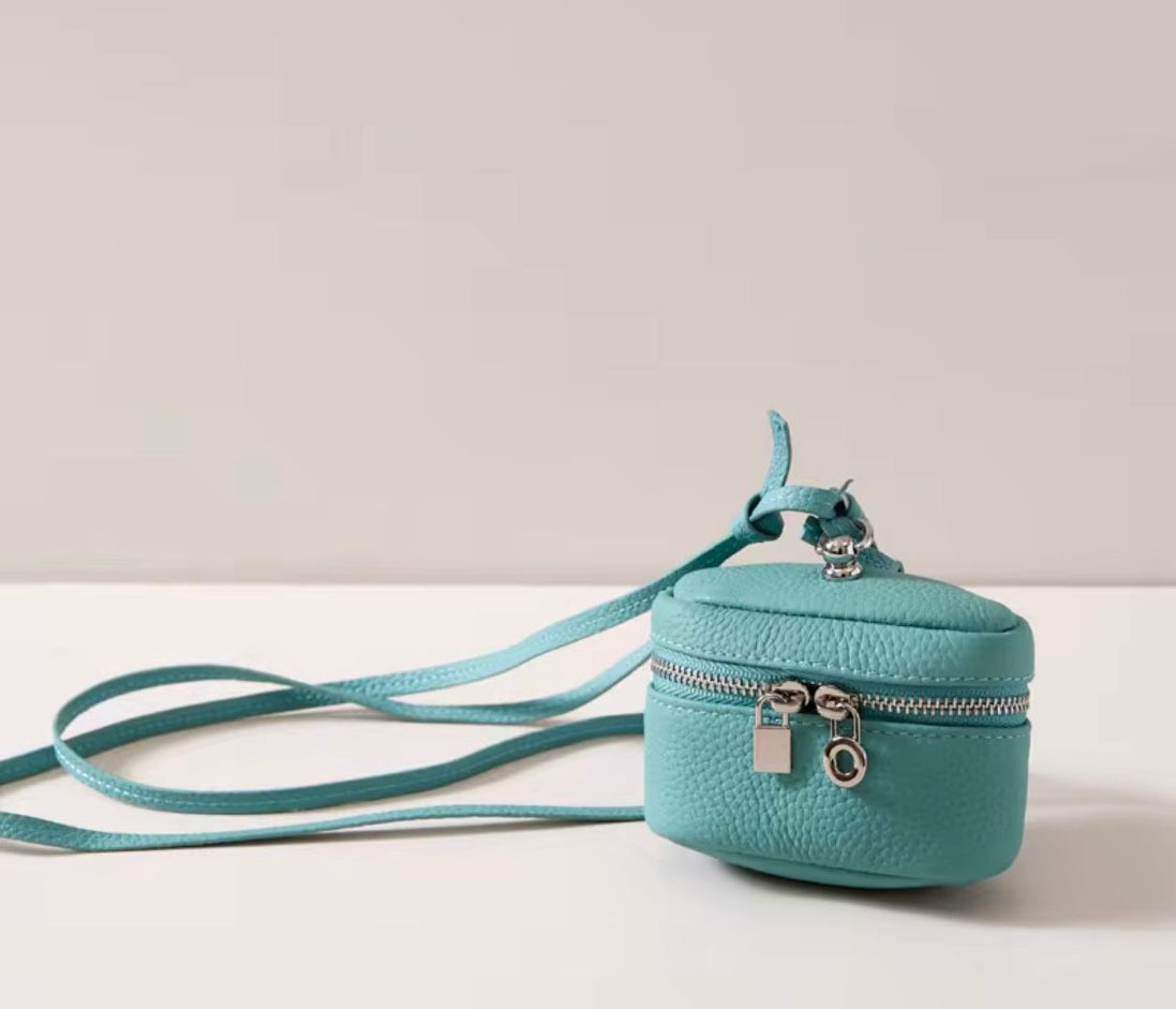 Neck Leather Bag