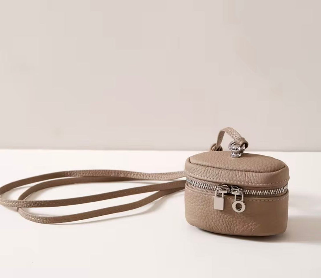 Neck Leather Bag