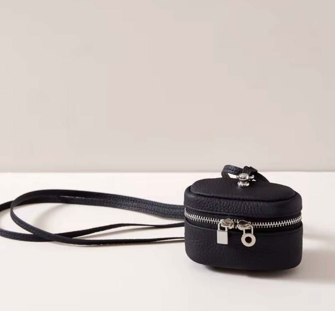 Neck Leather Bag