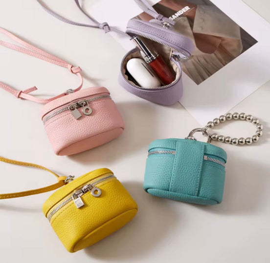 Neck Leather Bag
