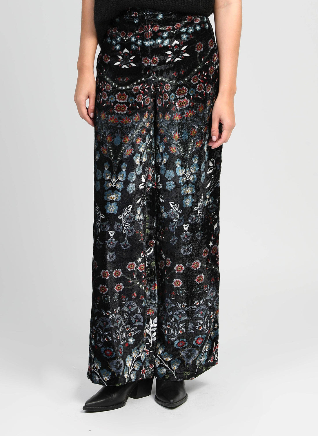 Folina Pants
