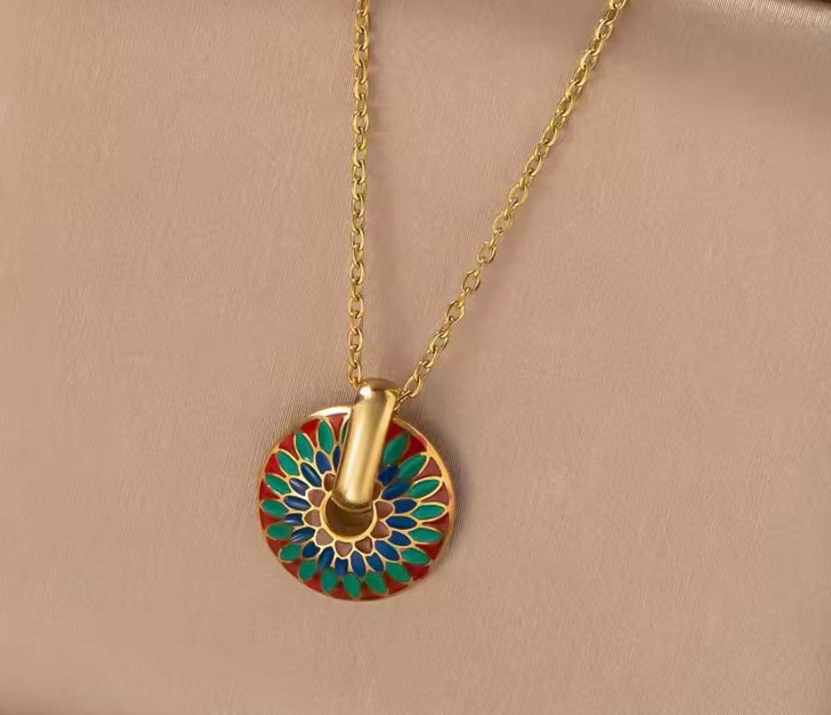 Chrysanthemum Necklace